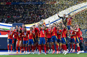 强调团队协 强调团队协